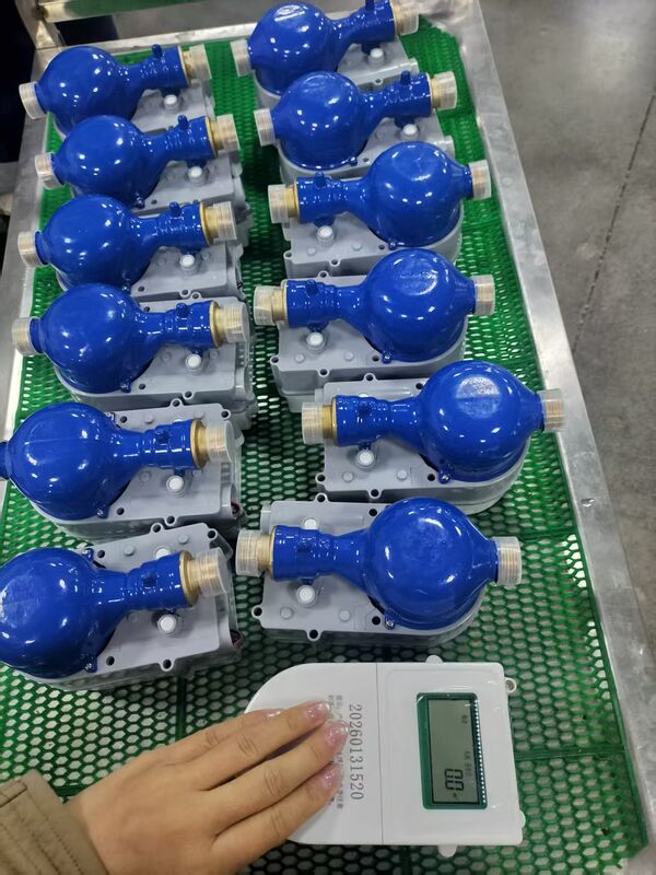 IC 카드 선불 스마트 수도 계량기 DN15-DN300, IP68 방수, ISO4064 Class B MID 인증, 황동/나일론/스테인리스 스틸 본체, 무료 관리 소프트웨어