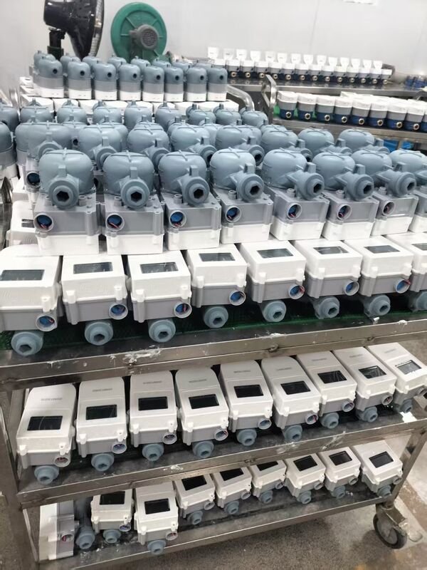 IC 카드 선불 스마트 수도 계량기 DN15-DN300, IP68 방수, ISO4064 Class B MID 인증, 황동/나일론/스테인리스 스틸 본체, 무료 관리 소프트웨어